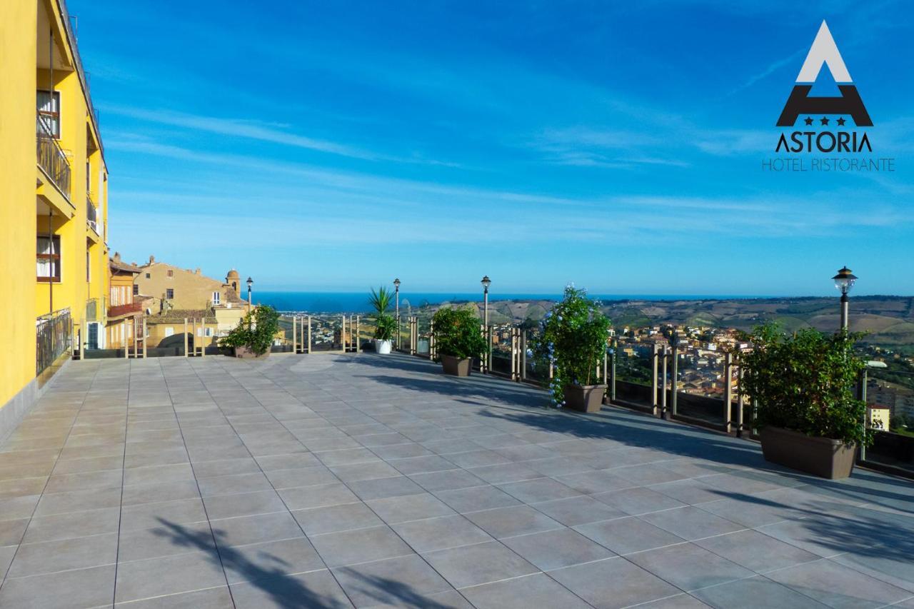Hotel Astoria Fermo Buitenkant foto