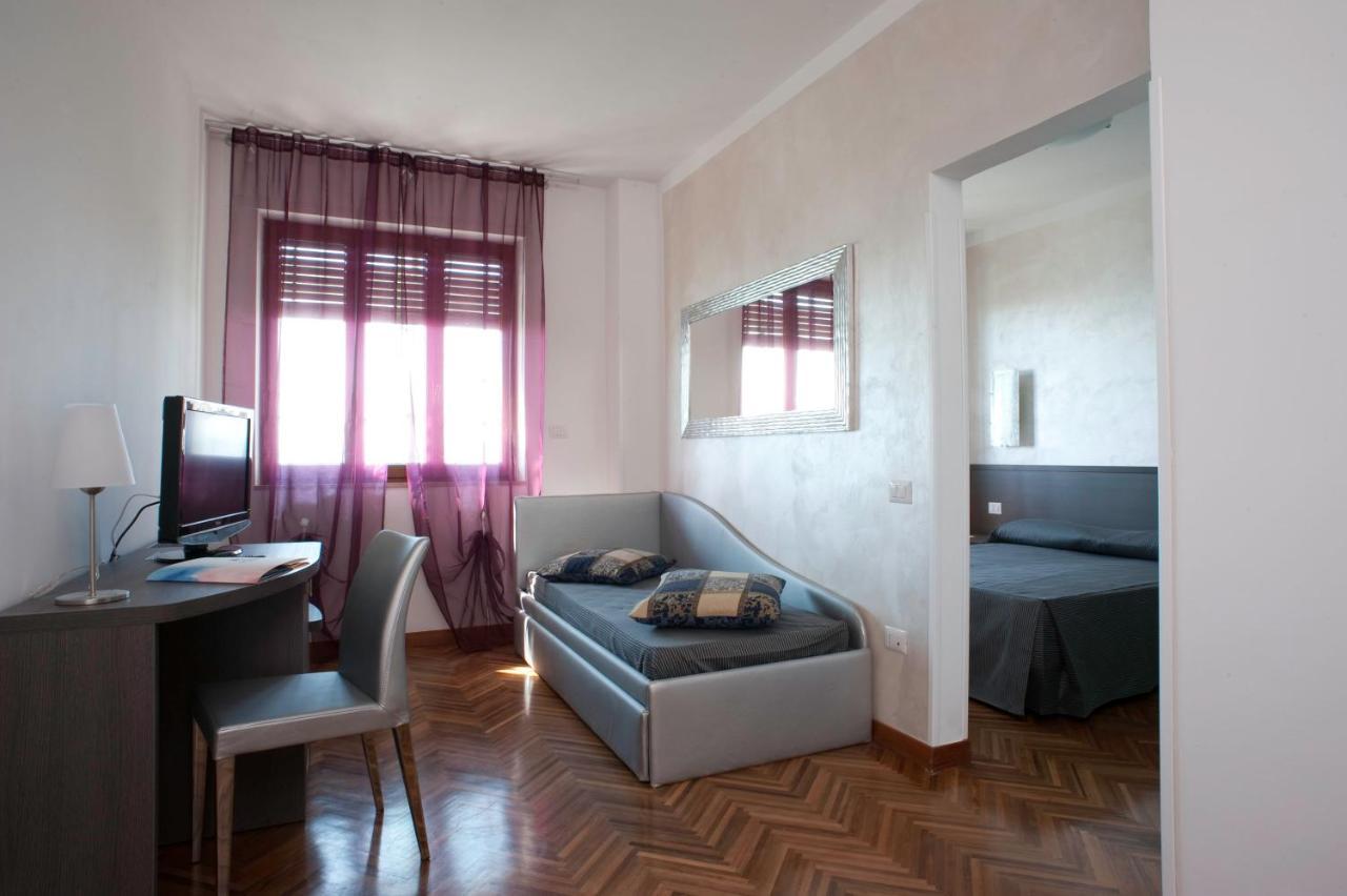 Hotel Astoria Fermo Buitenkant foto