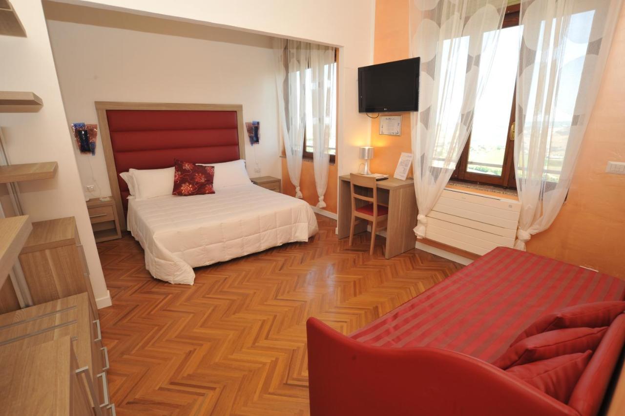 Hotel Astoria Fermo Buitenkant foto